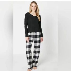 Stars Above Pajama Set Womens Henley Top & Plaid Pants Black/White Size Small
